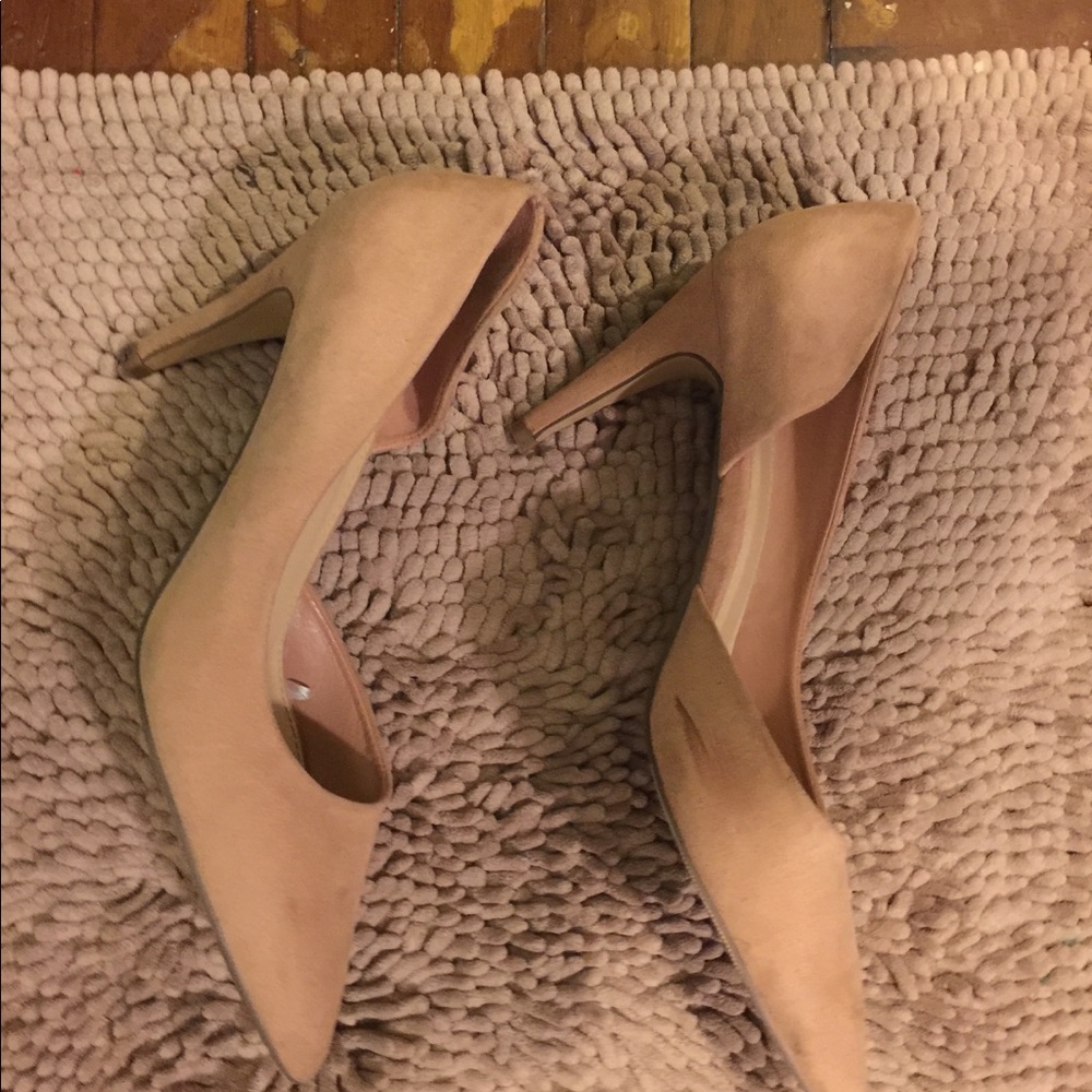 Pink Heels - Picture 2 of 6